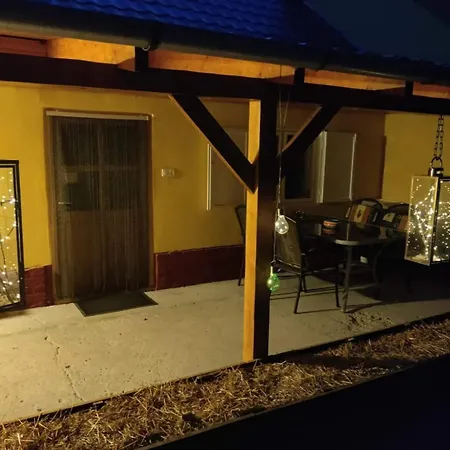 Nyaraló Béke Tanya Nyarsapat